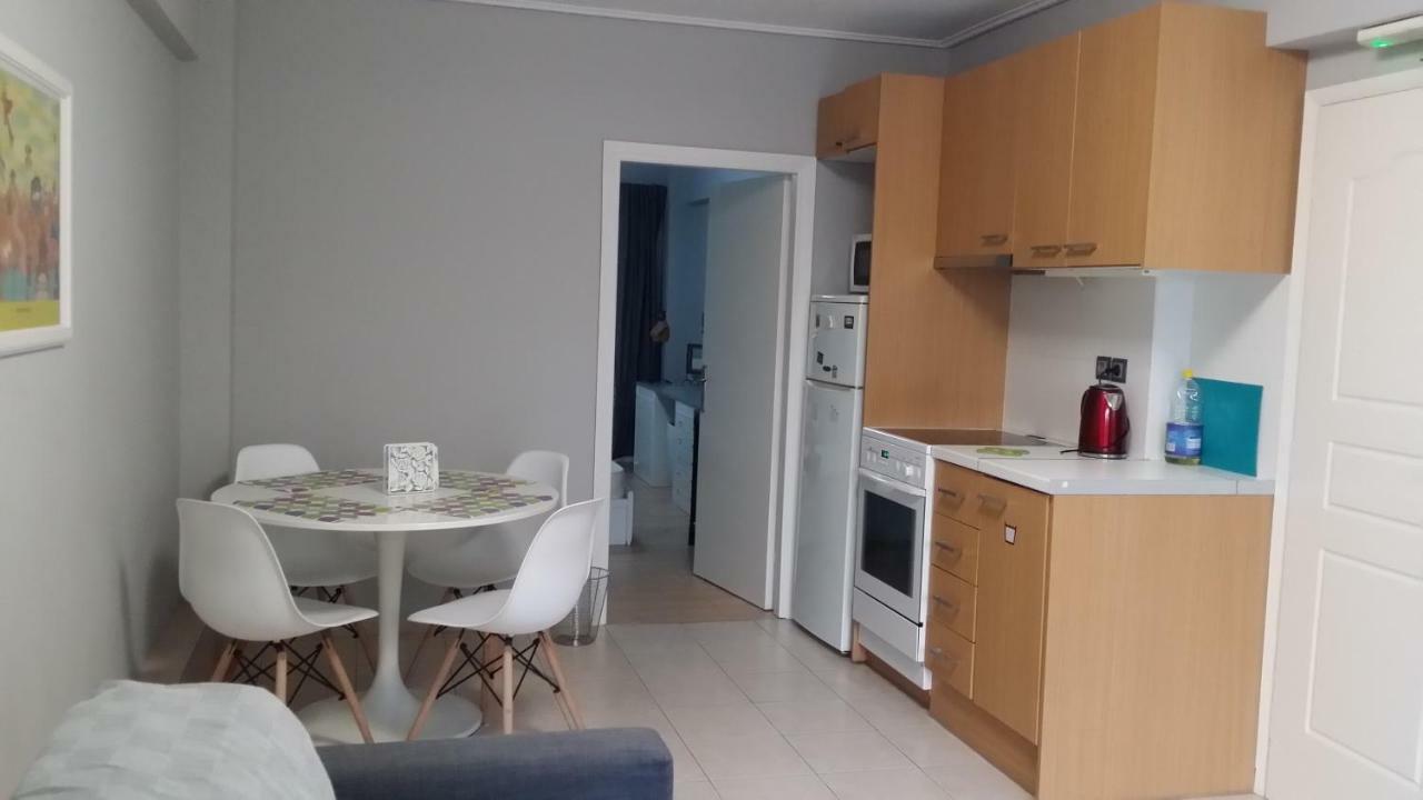 Athenian Apartment With Garden, Near Metro Station Chalandri Nu 3 Екстер'єр фото